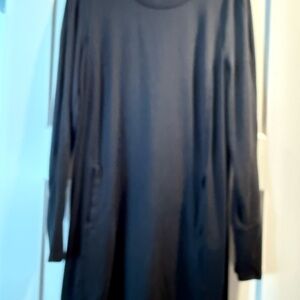Athleta Black Long Sleeve Dress w/ pockets